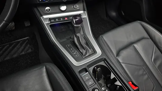 Audi Q3 (F3) 40 TFSI 2024 9