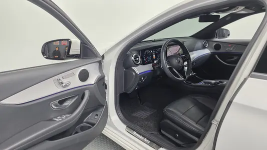 Mercedes-Benz E-Class W213 E250 2021 10