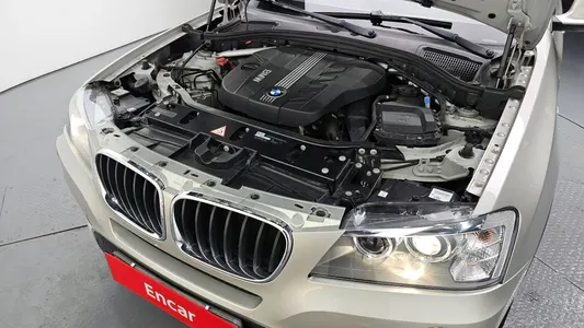 BMW X3 (F25) xDrive 20d 2011 6