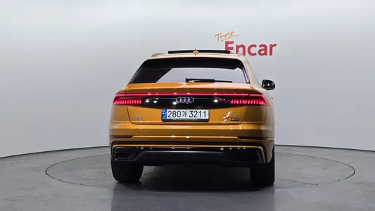 Audi Q8 (4M) 55 TFSI 2021 4