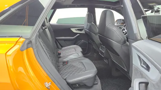 Audi Q8 (4M) 55 TFSI 2021 12