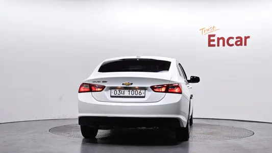 Chevrolet 말리부 1.5 LS 2017 4