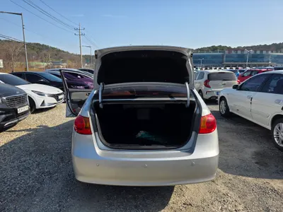 Hyundai HD 1.6 VVT S16 2007 14