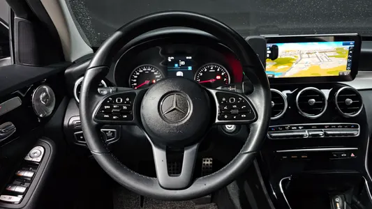 Mercedes-Benz C-Class W205 C200 2019 13