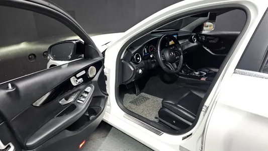 Mercedes-Benz C-Class W205 C200 2019 10