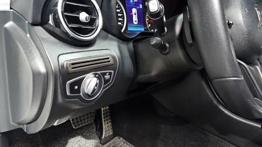 Mercedes-Benz C-Class W205 C200 2019 19