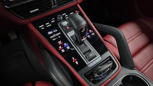Porsche (PO536) 3.0 2021 9