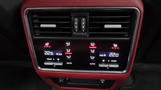 Porsche (PO536) 3.0 2021 18