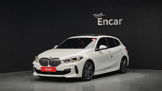 BMW 1 Series (F40) 120i M 2022