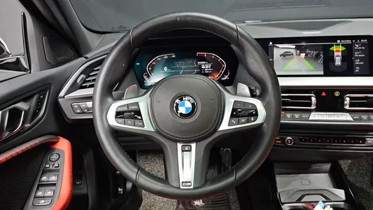 BMW 1 Series (F40) 120i M 2022 13