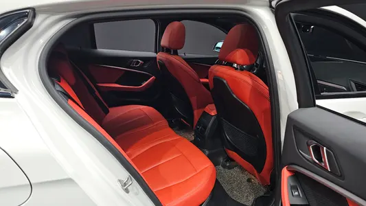 BMW 1 Series (F40) 120i M 2022 26