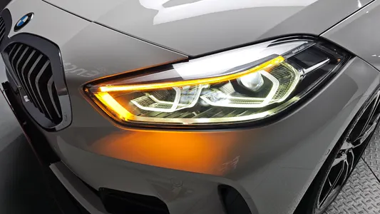 BMW 1 Series (F40) 120i M 2022 22