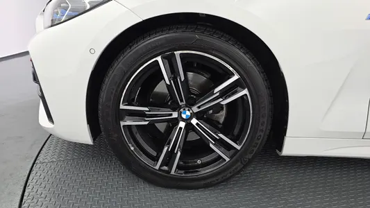 BMW 4 Series (G22) 420i M 2022 5