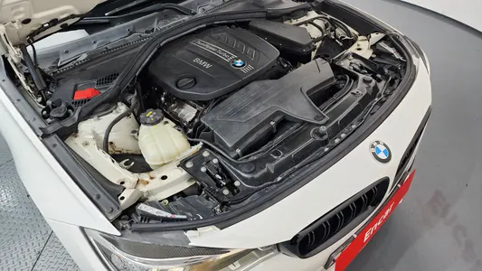 BMW 3 Series GT (F34) GT 320d 2015 6