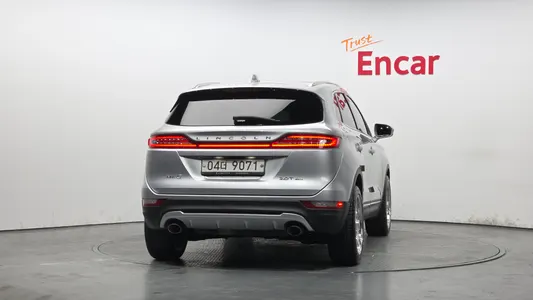 Lincoln MKC 2.0 AWD 2018 4