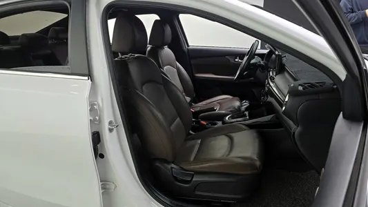 Kia K3 2019 12