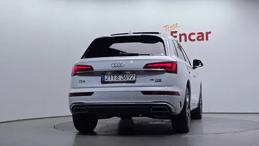 Audi Q5 (FY) 45 TFSI 2021 4