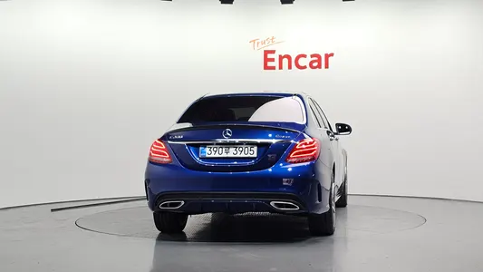 Mercedes-Benz C-Class W205 C200 4MATIC AMG Line 2018 4