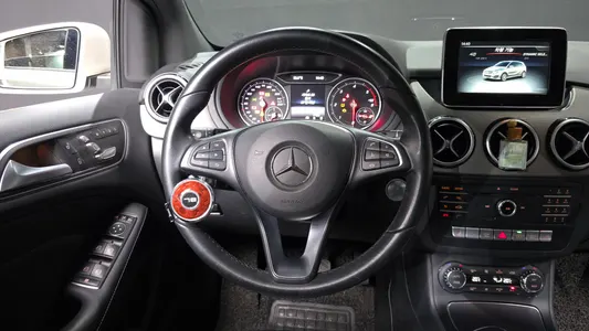 Mercedes-Benz B-Class W246 B200 d 2016 13