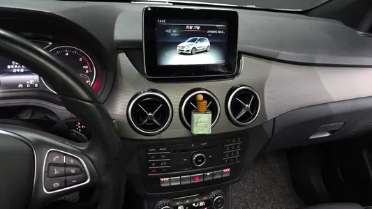 Mercedes-Benz B-Class W246 B200 d 2016 15