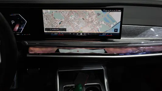 BMW 7 Series (G70) 740i sDrive M 2023 15