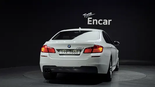 BMW 5 Series (F10) 520d M 2016 4