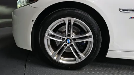 BMW 5 Series (F10) 520d M 2016 5