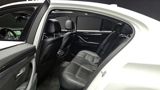 BMW 5 Series (F10) 520d M 2016 12