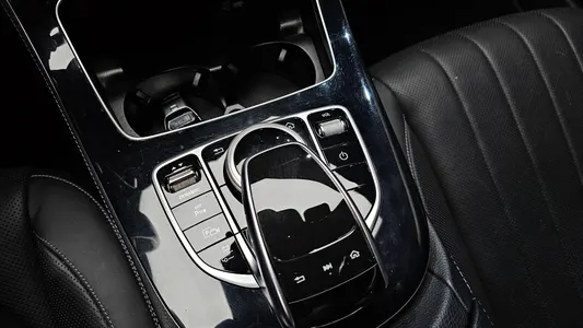 Mercedes-Benz E-Class W213 E300e 2019 9