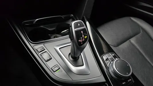 BMW 3 Series GT (F34) GT 320d xDrive 2020 9