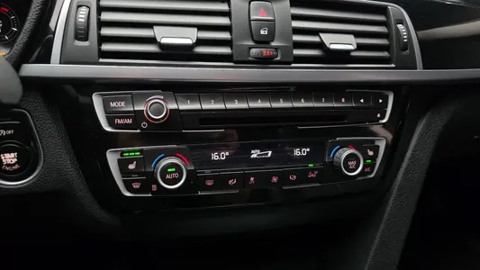 BMW 3 Series GT (F34) GT 320d xDrive 2020 16