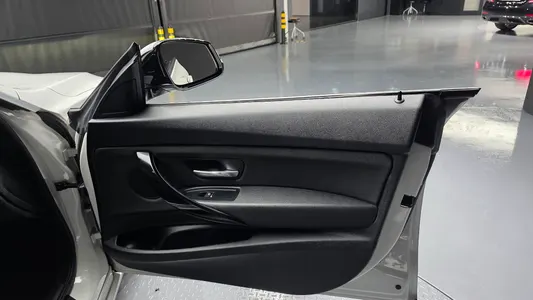 BMW 3 Series GT (F34) GT 320d xDrive 2020 25