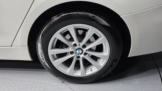 BMW 3 Series GT (F34) GT 320d xDrive 2020 21