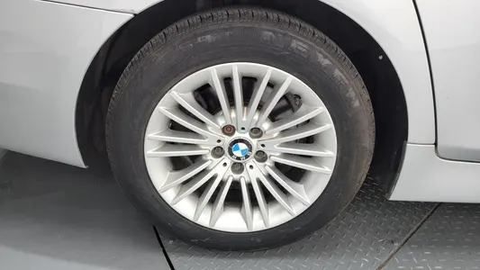 BMW 5 Series (F10) 520d 2014 5