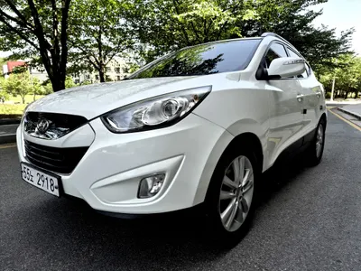 Hyundai ix 2WD LX20 2012