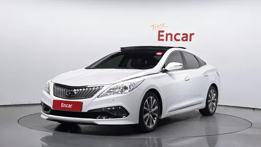 Hyundai Grandeur HG HG220 2015