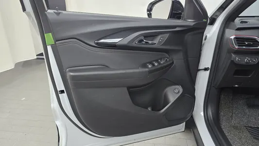 Chevrolet 트레일블레이저 1.3 2WD 2021 24