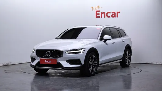 Volvo V60 2 B5 AWD 2021