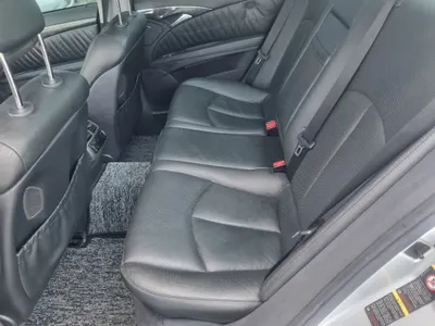 Mercedes-Benz E-Class W211 E350 4MATIC 2005 12