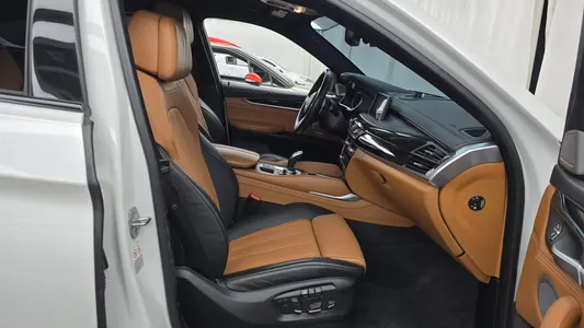 BMW X6 (F16) M50d 2018 26