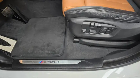 BMW X6 (F16) M50d 2018 32