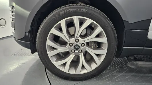 Land Rover 4 5.0 SC AB LWB 2019 5