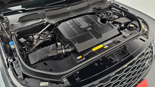 Land Rover 4 5.0 SC AB LWB 2019 6