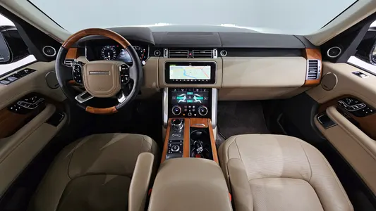 Land Rover 4 5.0 SC AB LWB 2019 7