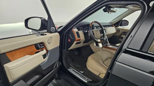 Land Rover 4 5.0 SC AB LWB 2019 10