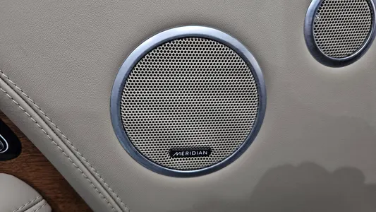 Land Rover 4 5.0 SC AB LWB 2019 42