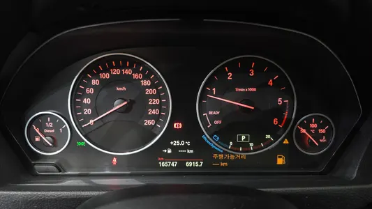 BMW 3 Series GT (F34) GT 320d 2016 8
