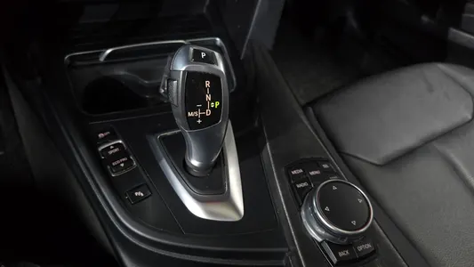 BMW 3 Series GT (F34) GT 320d 2016 9
