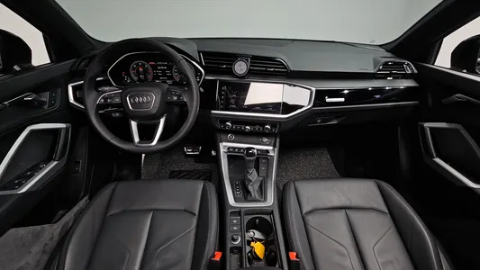 Audi Q3 (F3) 35 TDI 2025 7