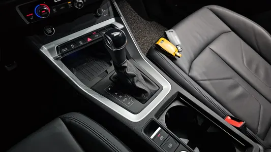 Audi Q3 (F3) 35 TDI 2025 9